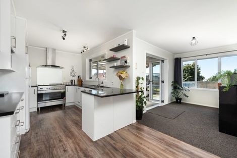 Photo of property in 7 Glen Terrace, Te Puke, 3119