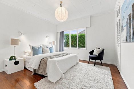 Photo of property in 308 Hurstmere Road, Takapuna, Auckland, 0622