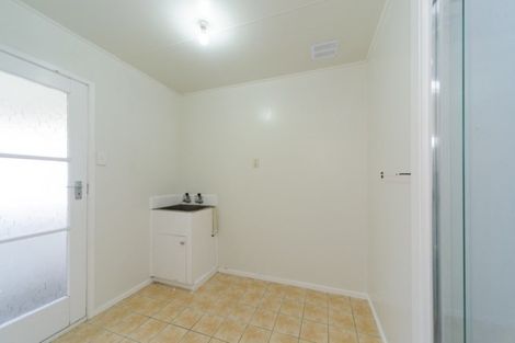 Photo of property in 42 Churcher Street, Feilding, 4702