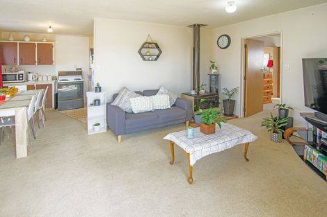 Photo of property in 10 Hogg Crescent, Masterton, 5810