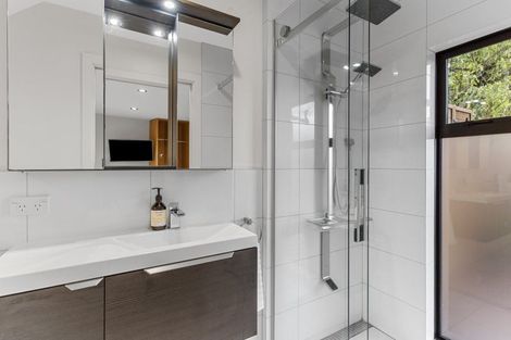 Photo of property in 5 Torr Street, Vauxhall, Dunedin, 9013