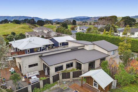Photo of property in 56a Wood Leigh, Paraparaumu Beach, Paraparaumu, 5032