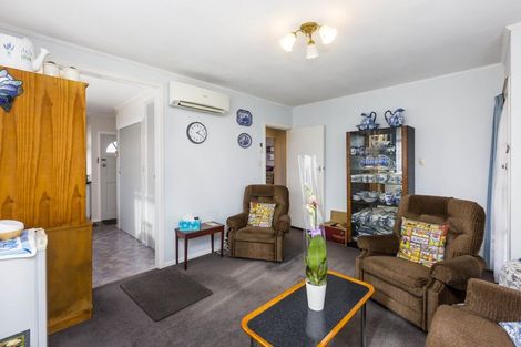 Photo of property in 2/15 Clouston Park Road, Ebdentown, Upper Hutt, 5018