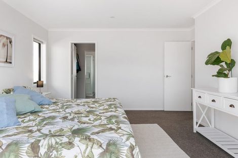 Photo of property in 6 Harding Drive, Papamoa Beach, Papamoa, 3118