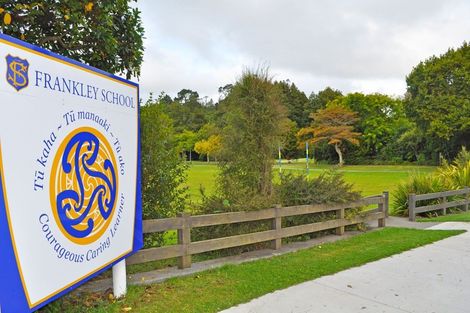 Photo of property in 355 Tukapa Street, Hurdon, New Plymouth, 4310