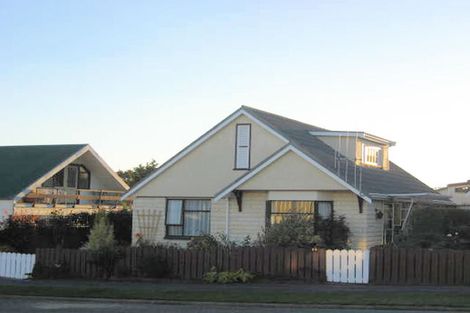 Photo of property in 64 Hull Street, South Hill, Oamaru, 9400