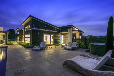 Photo of property in 88 Grace Hill Drive, Dairy Flat, Albany, 0792