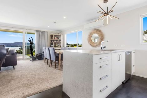 Photo of property in 16 Midgard Road, Coopers Beach, 0420