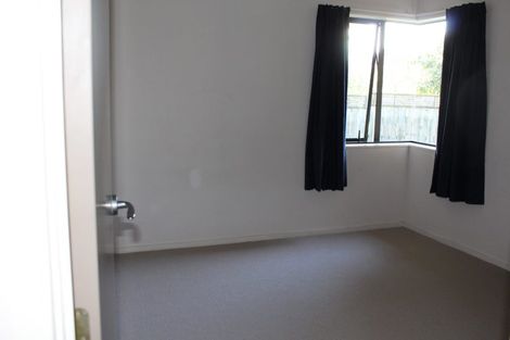Photo of property in 34a Amberley Avenue, Te Atatu South, Auckland, 0610