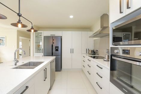 Photo of property in 47 Hamon Place, Pukehangi, Rotorua, 3015