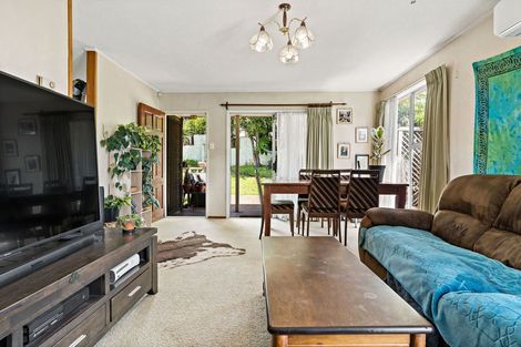 Photo of property in 30 Waimumu Road, Massey, Auckland, 0614