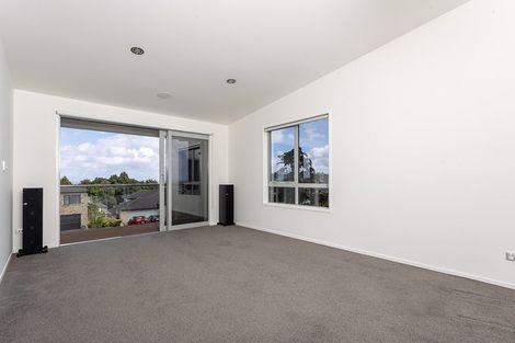 Photo of property in 4 Ravello Rise, Flat Bush, Auckland, 2019