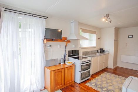 Photo of property in 6 Camden Street, Vogeltown, New Plymouth, 4310