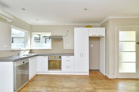 Photo of property in 18 Pinewood Avenue, North New Brighton, Christchurch, 8083