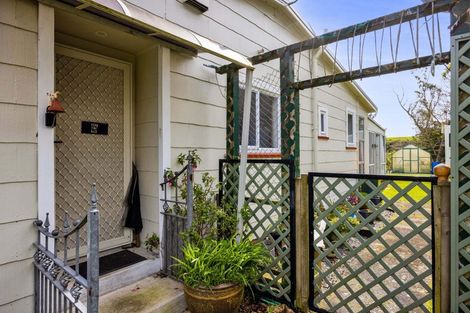 Photo of property in 234 Bridge Street, Eltham, 4322