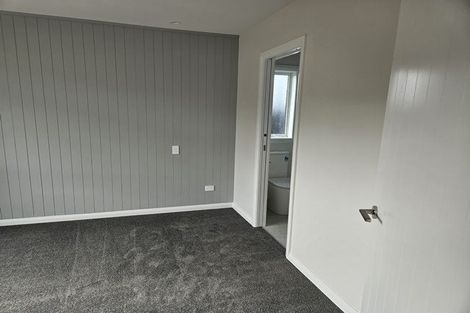 Photo of property in 94 Freedom Drive, Kelvin Grove, Palmerston North, 4470