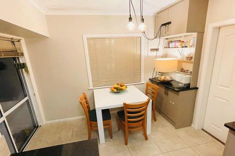 Photo of property in 101 Stanley Road, Glenfield, Auckland, 0629