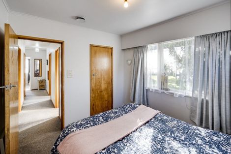 Photo of property in 28 Henley Crescent, Pirimai, Napier, 4112