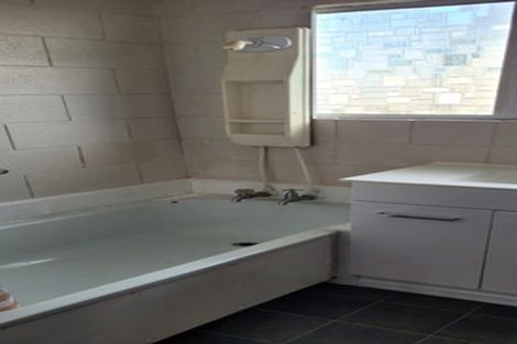 Photo of property in 24 Maire Street, Inglewood, 4330