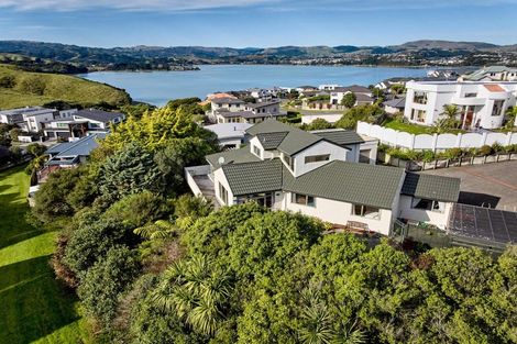 Photo of property in 28 Saint Ives Drive, Camborne, Porirua, 5026