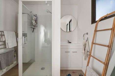 Photo of property in 183 Wade River Road, Wade Heads, Whangaparaoa, 0932