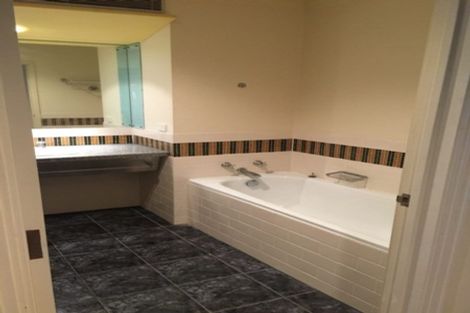 Photo of property in Victopia Apartments, 8j/135 Victoria Street West, Auckland Central, Auckland, 1010