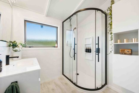 Photo of property in 1 Hall Road, Bannockburn, Cromwell, 9384