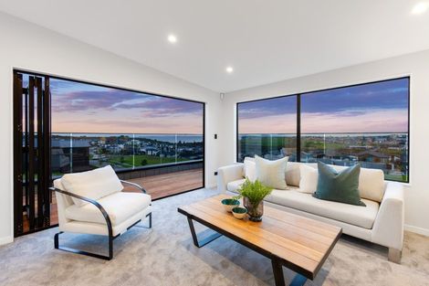 Photo of property in 3 Waitai Close, Long Bay, Auckland, 0630