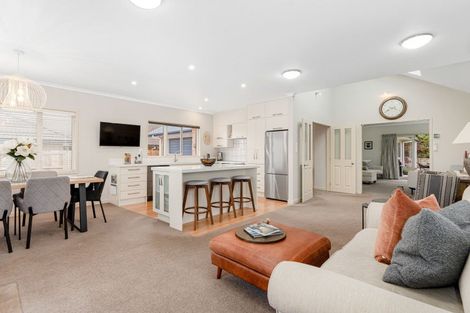 Photo of property in 35 Masefield Terrace, Kelvin Grove, Palmerston North, 4414