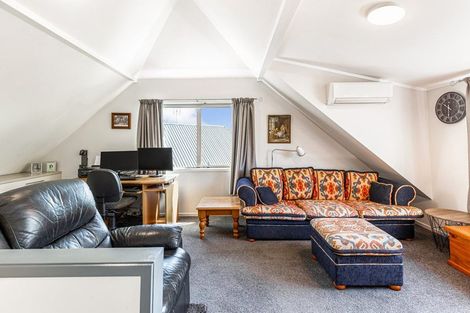 Photo of property in 1/12 Ballini Rise, West Harbour, Auckland, 0618