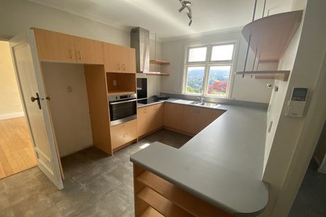 Photo of property in 34 Grandview Crescent, Opoho, Dunedin, 9010