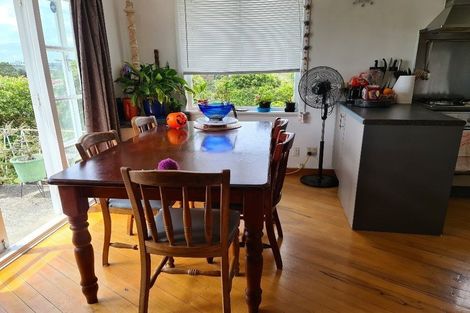 Photo of property in 39 Parrs Cross Road, Henderson, Auckland, 0612