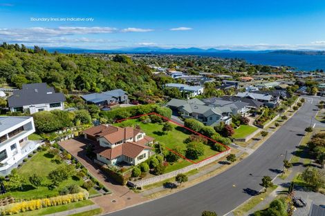 Photo of property in 22 Botanical Heights Drive, Waipahihi, Taupo, 3330