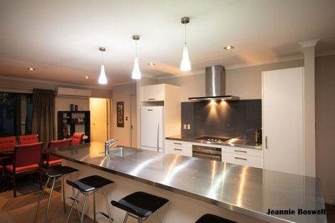 Photo of property in 5 Virtue Place, Hokowhitu, Palmerston North, 4410