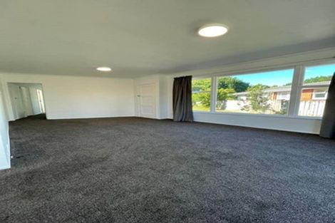 Photo of property in 8 Robert Grigg Place, Hamilton East, Hamilton, 3216