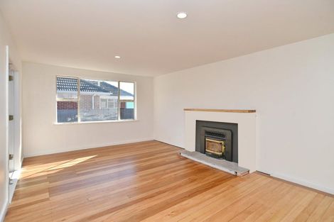 Photo of property in 13 Lyndhurst Crescent, Aranui, Christchurch, 8061