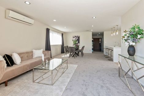 Photo of property in 386 Ormiston Road, Flat Bush, Auckland, 2019