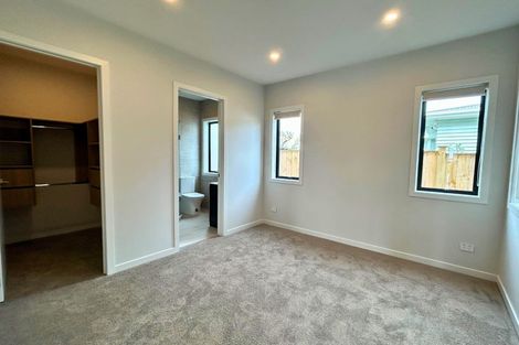 Photo of property in 2c Derrett Place, Mangere Bridge, Auckland, 2022