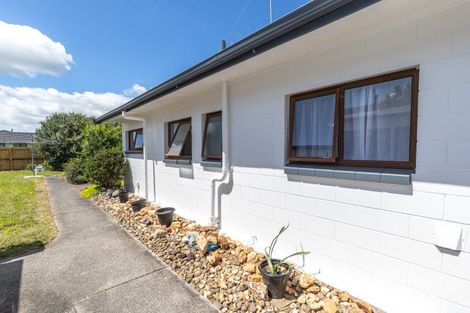 Photo of property in 50 Mahana Road, Ngatea, 3503
