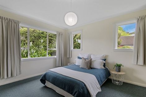 Photo of property in 223 Centaurus Road, Saint Martins, Christchurch, 8022