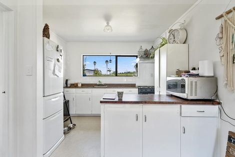 Photo of property in 156 One Tree Point Road, One Tree Point, 0118