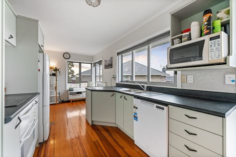 Photo of property in 120a Taylor Street, Blockhouse Bay, Auckland, 0600