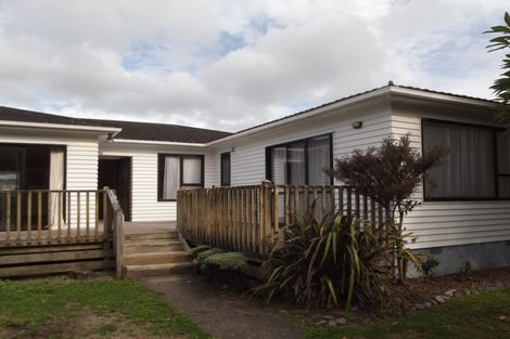 Photo of property in 11 Luckie Street, Tawa, Wellington, 5028