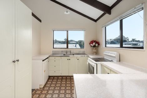 Photo of property in 52b Valley Road, Mount Maunganui, 3116