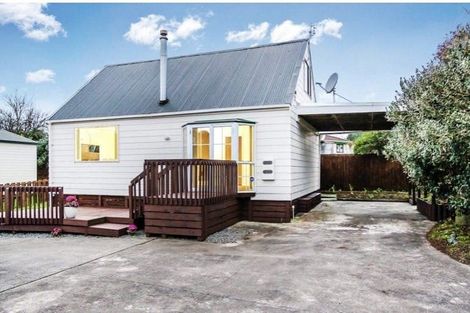 Photo of property in 223 Waitemata Drive, Ranui, Auckland, 0612