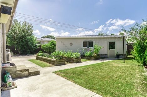 Photo of property in 30 Greendale Avenue, Avonhead, Christchurch, 8042