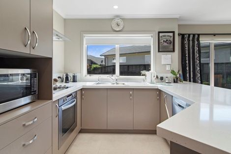 Photo of property in 3 Fremont Way, Pyes Pa, Tauranga, 3112