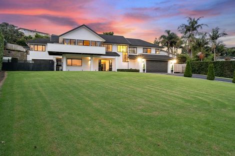 Photo of property in 9 Chisbury Terrace, Shelly Park, Auckland, 2014