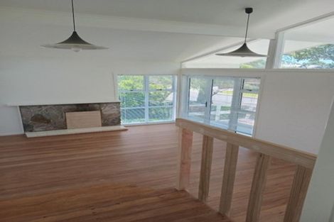 Photo of property in 8 Dawnhaven Drive, Te Atatu Peninsula, Auckland, 0610