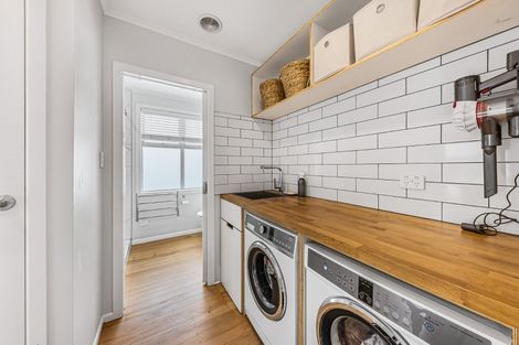 Photo of property in 6 Esmeralda Avenue, Avondale, Auckland, 1026